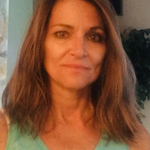 Meet your Posher, Gina